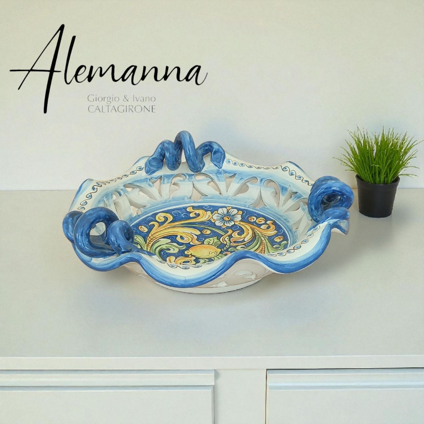 Centrotavola Con Manici In Ceramiche Di Caltagirone Ornato Limoni Ambiente Centrotavola con Manici in Ceramiche di Caltagirone ornato limoni ambiente